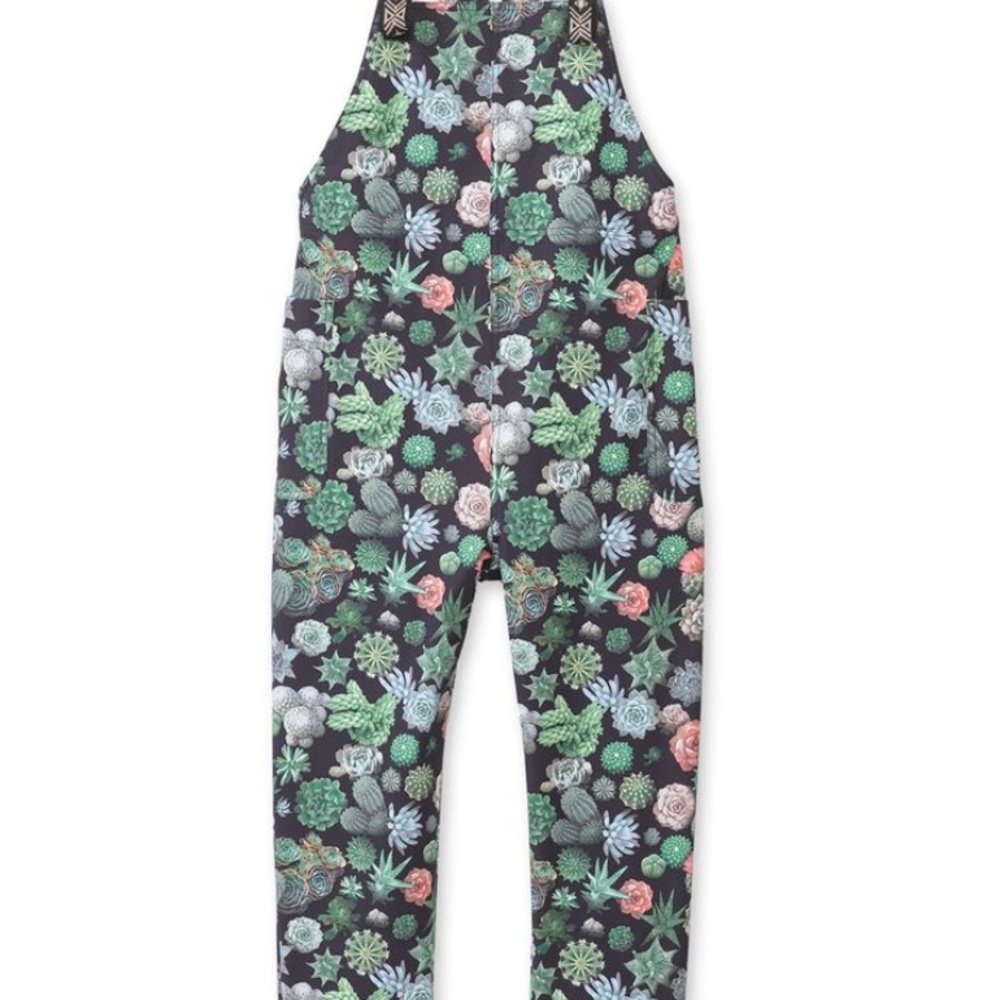 Kavu San Blas Overalls. NWOT. L